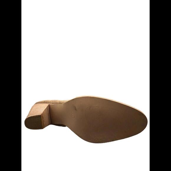 Charles by Charles David Women's Camel Suede Ankle Boots  Size 11 - Picture 5 of 5